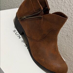 Women's Brown Ankle Boots
